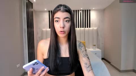 Snapshot of isabellakroft chatting on February 14, 7:12 pm Isabella Kroft online show from February 14, 7:12 pm