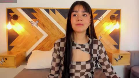 Isabella  online show from October 20, 12:30 pm