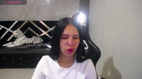 Isa  online show from February 16, 1:00 pm