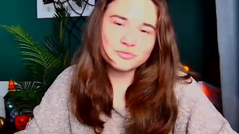 Snapshot of isabellcharm chatting on November 1, 4:33 pm Isabell online show from November 1, 4:33 pm