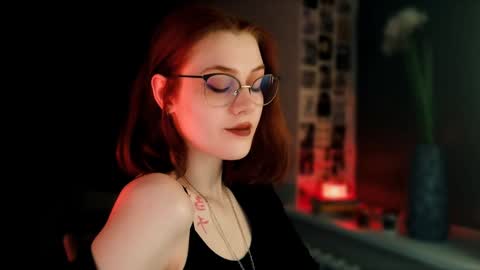Madame Isabelle online show from February 4, 3:47 pm