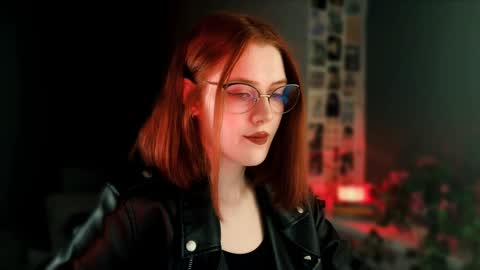 Madame Isabelle online show from February 7, 4:03 pm