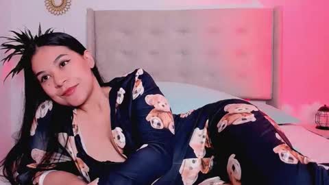 Isabelle Diaz online show from November 22, 6:05 am