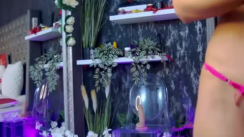 IsabelleEthan online show from February 6, 2:55 am