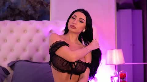 IsabelleHunt online show from March 3, 5:58 am