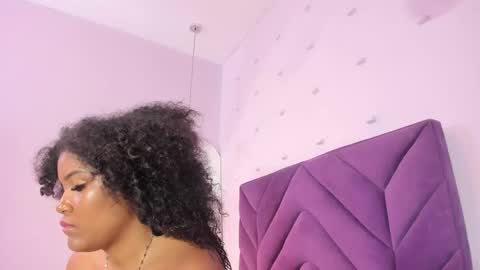 Snapshot of isabellsmmith chatting on September 29, 1:22 am Isabellsmmith online show from September 29, 1:22 am