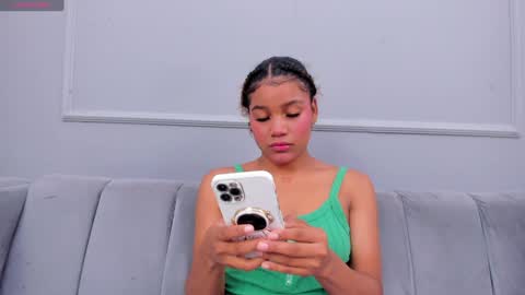 Isabellsmmith online show from January 14, 3:32 am