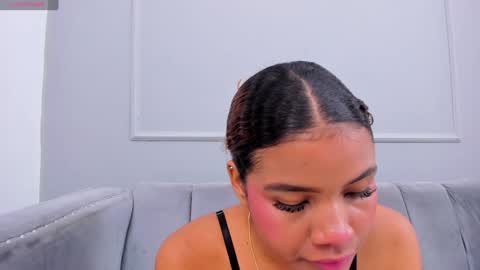 Isabellsmmith online show from January 4, 4:01 am