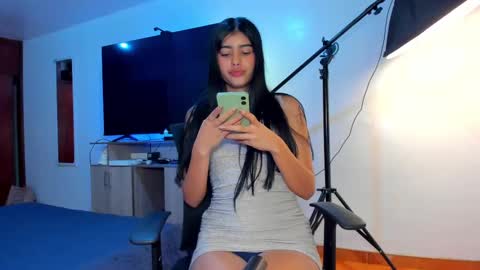 isadamorex online show from September 16, 4:37 pm