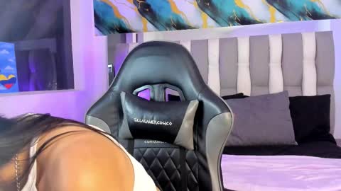 Isa online show from December 14, 5:24 am