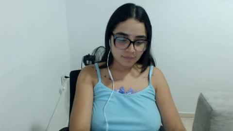 Emma online show from August 4, 3:34 am