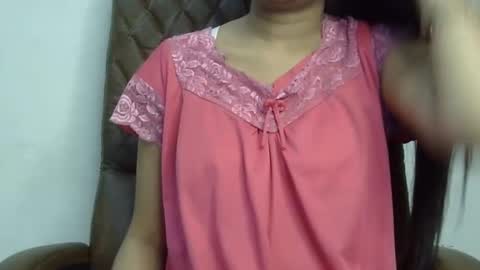 Snapshot of ishika_ishu chatting on October 18, 5:32 am ishika_ishu online show from October 18, 5:32 am