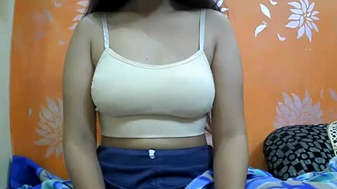 Snapshot of ishika_singh_ chatting on February 20, 4:50 am ishika_singh_ online show from February 20, 4:50 am