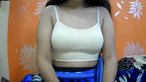 Snapshot of ishika_singh_ chatting on January 6, 2:26 am ishika_singh_ online show from January 6, 2:26 am