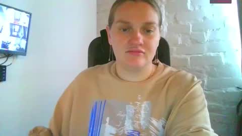 Snapshot of isingle_mom chatting on September 13, 6:43 am isingle_mom online show from September 13, 6:43 am