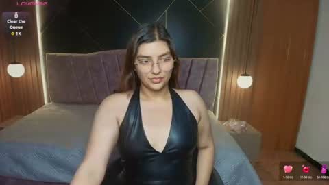 ISIS ROSEE online show from June 16, 12:28 pm