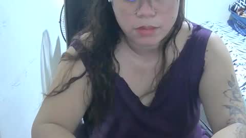Snapshot of islandwoman05 chatting on February 2, 3:43 am lanny online show from February 2, 3:43 am