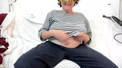 Marta online show from December 7, 6:37 pm