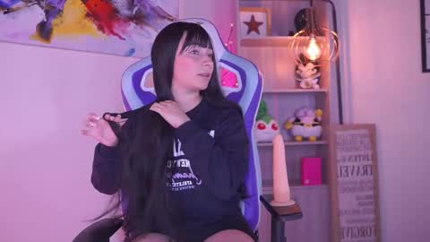 ISSA  online show from March 11, 7:03 pm