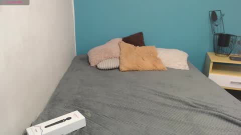 Snapshot of issa_nassar chatting on February 13, 12:21 pm Issa online show from February 13, 12:21 pm