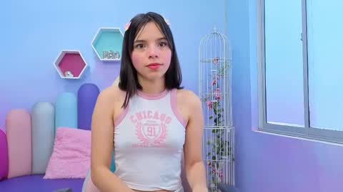 Snapshot of issa_skinny_ chatting on October 22, 11:37 am Issa Skinny online show from October 22, 11:37 am