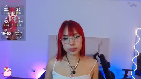 Snapshot of issa_tay1 chatting on February 17, 3:04 am Issa online show from February 17, 3:04 am