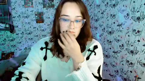 Yiz online show from April 13, 4:14 am