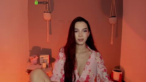 Snapshot of itscamill chatting on January 10, 3:07 am camill online show from January 10, 3:07 am
