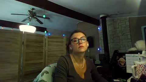 ItsMeSophie X online show from September 29, 4:34 pm