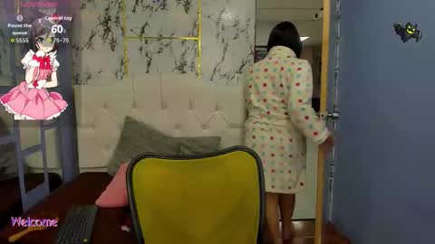 Itsuki N online show from November 6, 2:12 pm