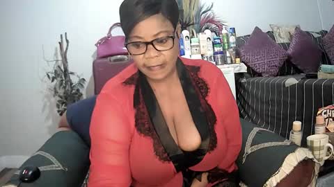 itumeleng74 online show from January 17, 5:53 am