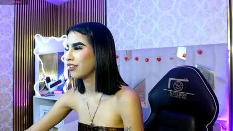 ivanna_tay1 online show from May 27, 1:57 am