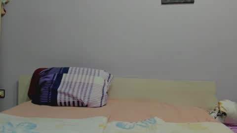 Snapshot of iveto69 chatting on February 3, 3:42 am Iveta online show from February 3, 3:42 am