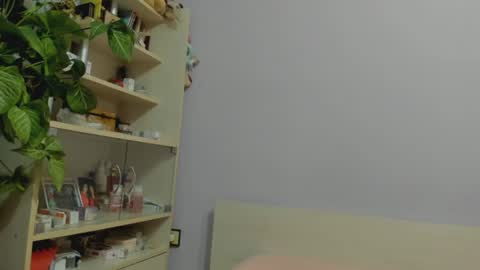 Snapshot of iveto69 chatting on January 10, 3:39 am Iveta online show from January 10, 3:39 am