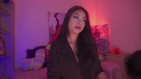 iveet  online show from November 6, 2:12 pm