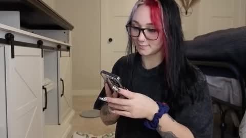 ivey jade online show from October 21, 4:49 am