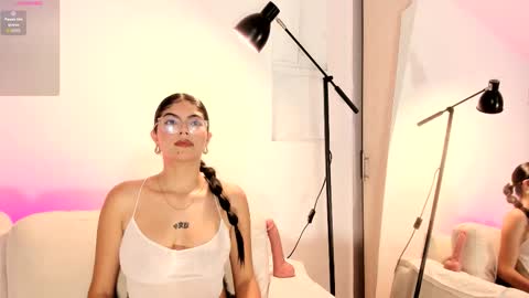 Ivon online show from October 7, 2:16 am