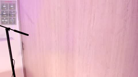 Ivon online show from October 30, 9:49 pm