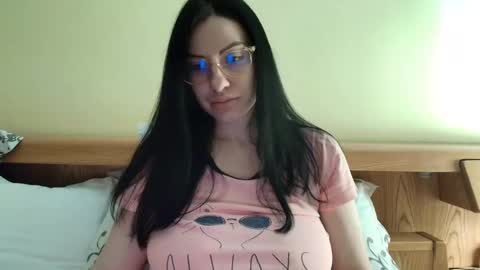 Ivory online show from December 3, 3:55 pm