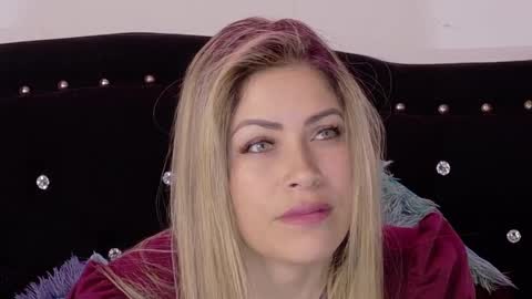 Snapshot of ivy__taylorr chatting on September 13, 1:46 am Diana Rojas  online show from September 13, 1:46 am