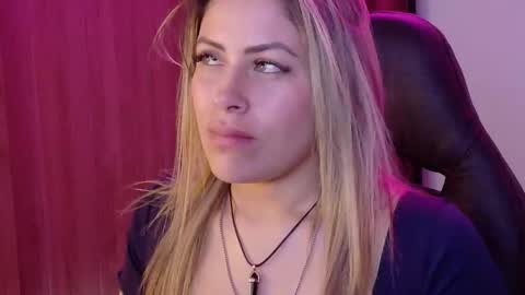 Snapshot of ivy__taylorr chatting on October 9, 5:55 am Diana Rojas  online show from October 9, 5:55 am