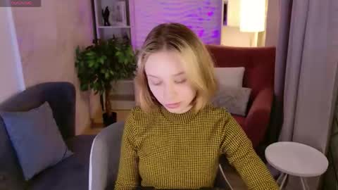 ivy_blare online show from May 29, 1:42 pm