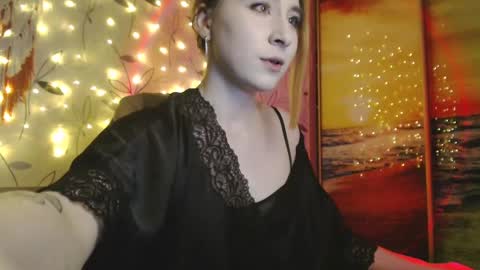 Snapshot of ivy_dean_ chatting on February 3, 10:21 pm Ivy online show from February 3, 10:21 pm