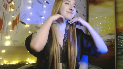 Snapshot of ivy_dean_ chatting on February 11, 11:12 pm Ivy online show from February 11, 11:12 pm
