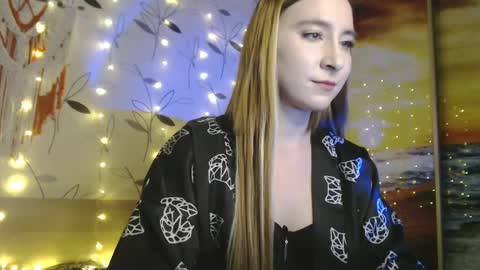 Snapshot of ivy_dean_ chatting on February 10, 10:51 pm Ivy online show from February 10, 10:51 pm