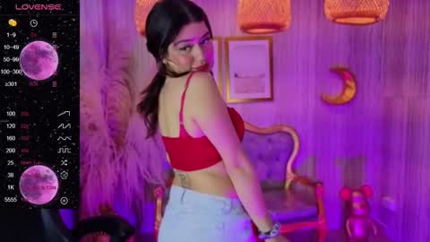 Snapshot of ivy_lodge_s chatting on October 16, 9:17 pm Ivy online show from October 16, 9:17 pm