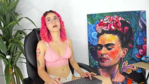 Ivy online show from December 3, 3:07 am