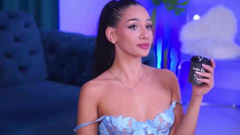 Ivy online show from January 6, 8:45 pm