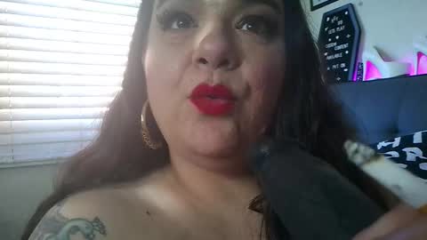 Snapshot of iwazsoaking1 chatting on October 20, 4:43 pm Gwen LaCourt online show from October 20, 4:43 pm