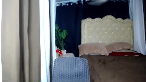 thea online show from October 31, 5:28 pm